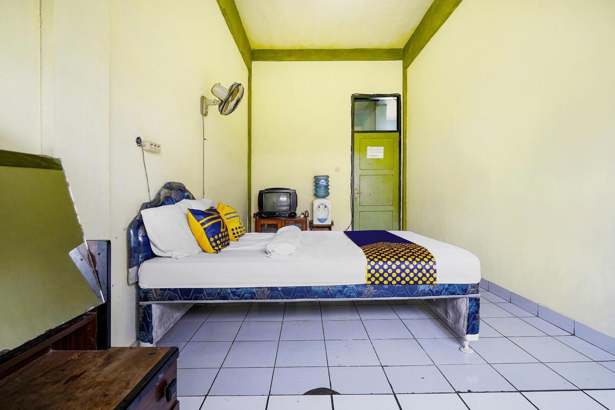 SPOT ON 91064 Wisma Lec Syariah Garut Bagian luar foto
